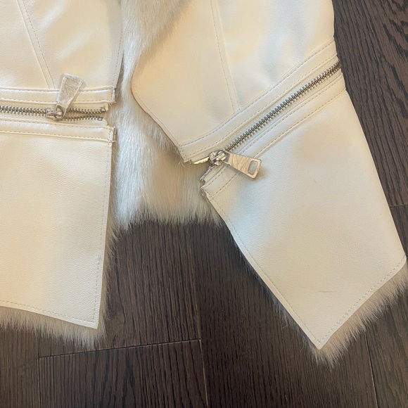 Reversible faux leather and fur vest - Picture 7 of 8